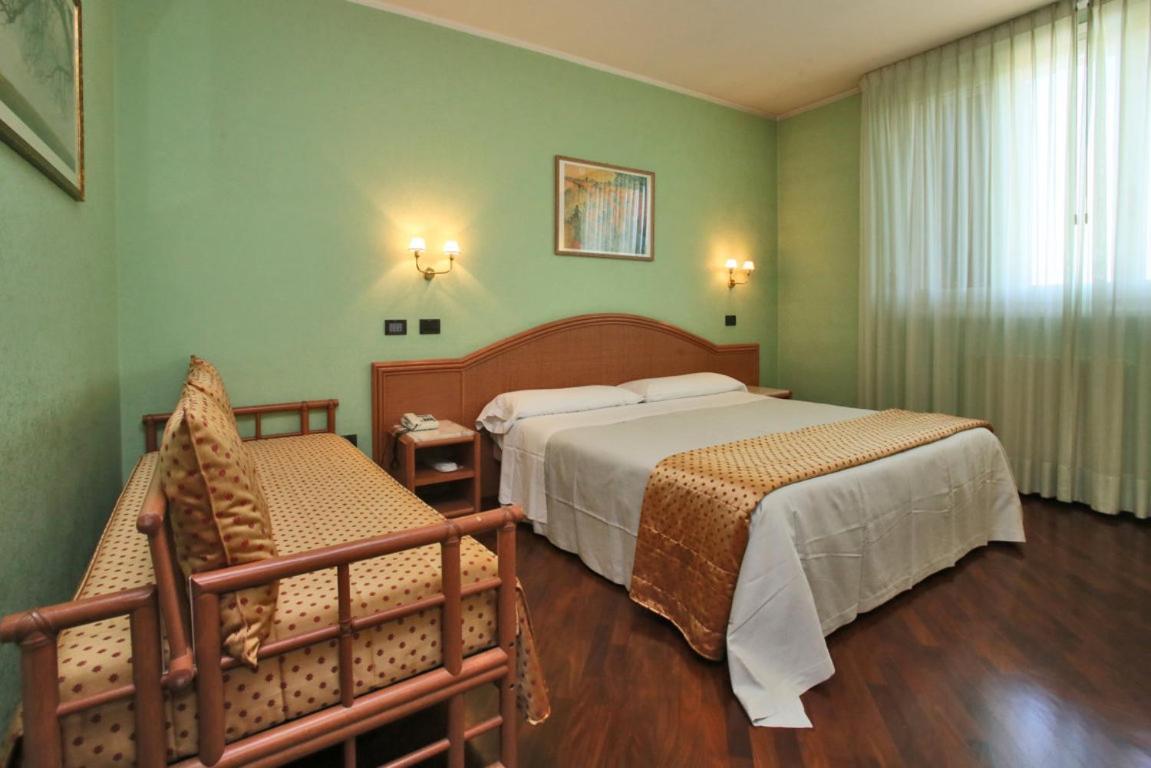 Hotel Le Ville مودينا المظهر الخارجي الصورة