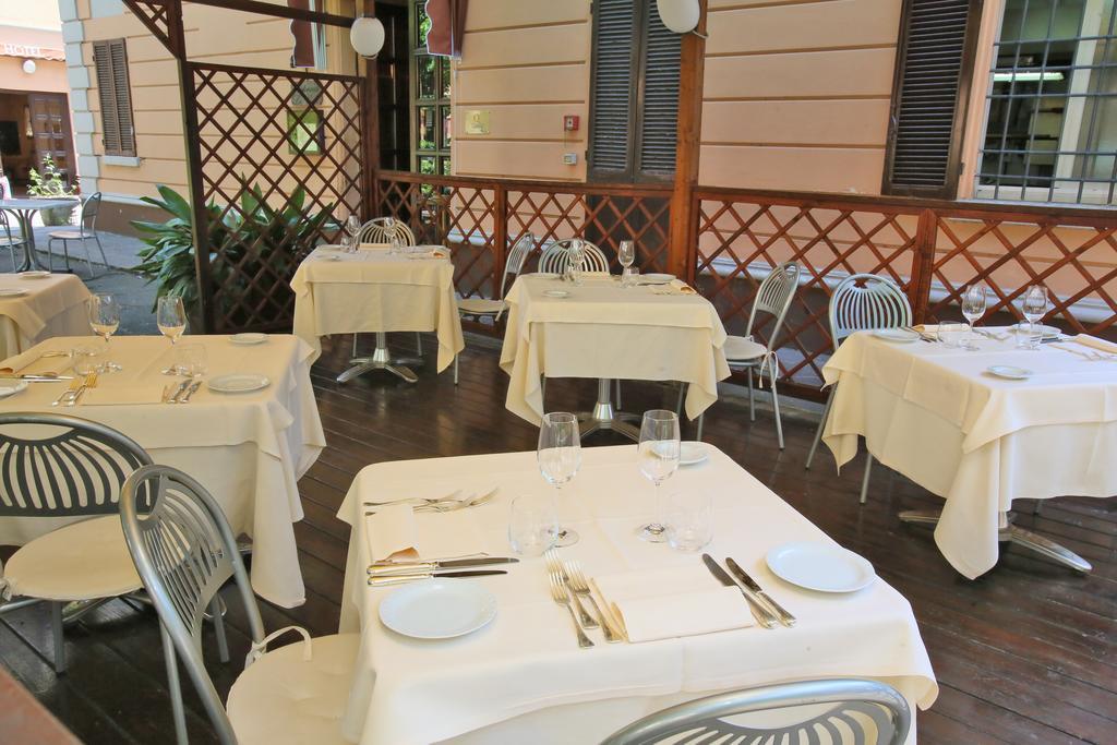 Hotel Le Ville مودينا المظهر الخارجي الصورة